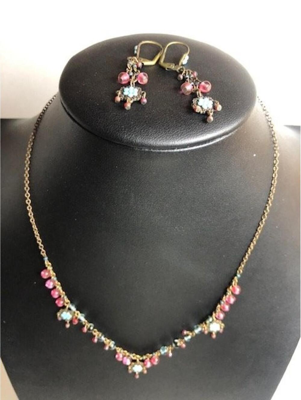 B0308 BESS NATHAN Vintage Floral Pink Beaded Necklace & Earrings Set